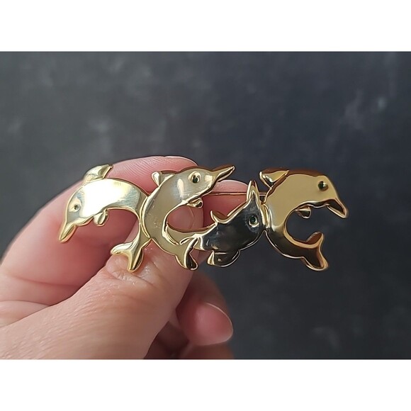 Gold Tone Metal Green Enamel Eyed Dolphins Jumping Shaped Brooch - Picture 2 of 10